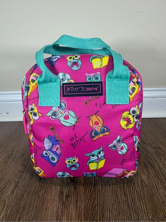 Betsey Johnson Handbags - Betsey Johnson Owl Print Insulated Lunch Tote Pink Multi Cooler Bag